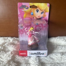 Nintendo Princess Peach Super Smash Bros amiibo Figure