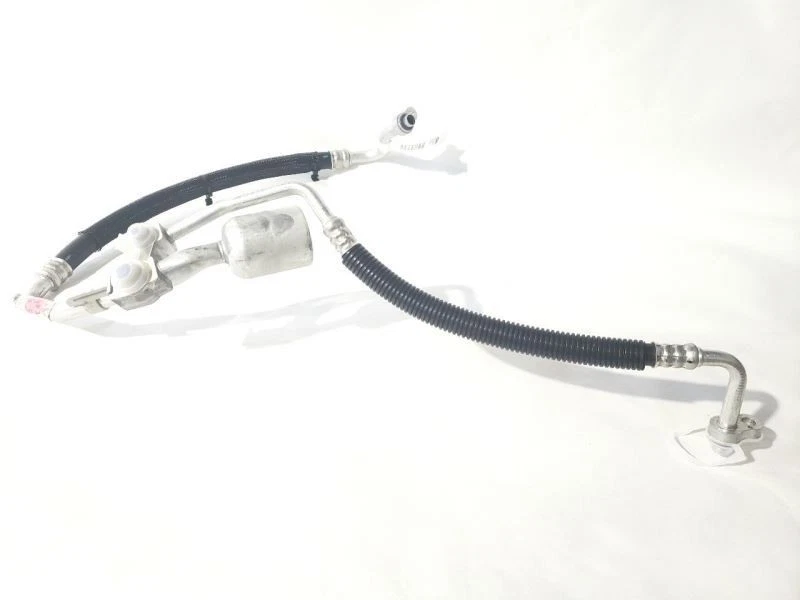 Compressor Line PN 84429952 Novo Fabricante de Equipamento Original 2014 2015 2016 2017 2018 2019 Cadillac XTS - Imagem 3 de 4