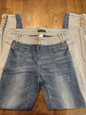 Venus Women's Blue Jeans Size 8 Distressed Skinny Leg with Button Closure