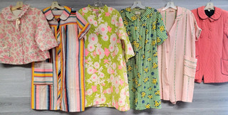 LOT OF 6 VINTAGE HOUSECOATS ROBE BED JACKET LOUNGEWEAR FLORAL QUILTED PRINTED
