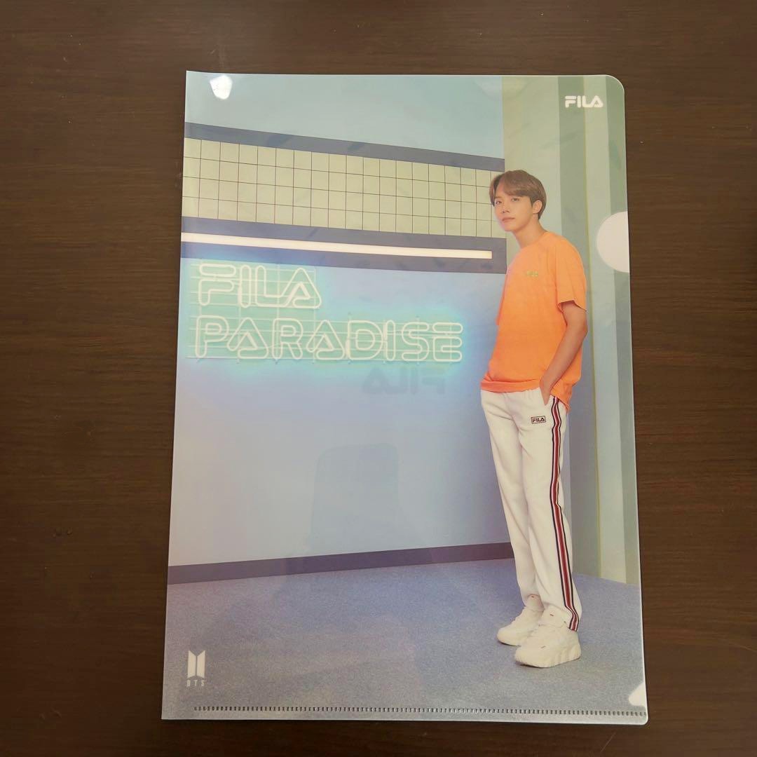 BTS×FILAコラボクリアファイル8枚セット FILA - FILA×BTS コラボ クリアファイル8枚セットの通販 by