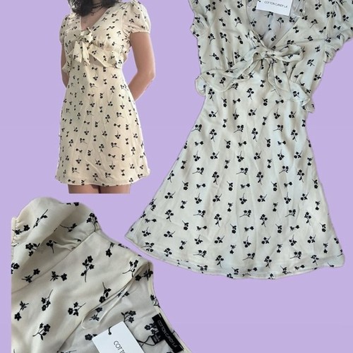 Women's Cream and White Dress
