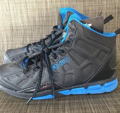 youth boys athletic shoes