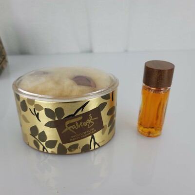 Faberge Woodhue Bath Set Fl Oz Eau De Cologne Splash oz Dusting Powder  Puff