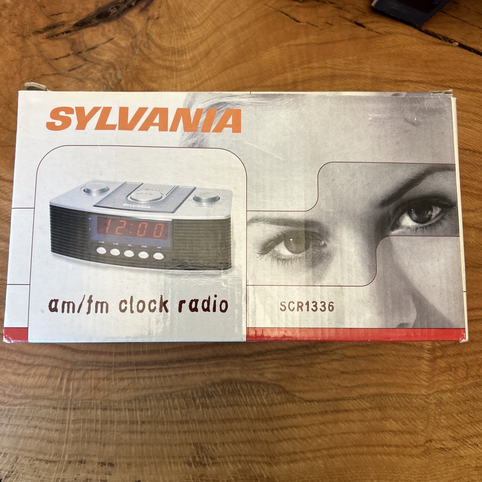 Sylvania Am/fm Clock Radio Scr 1336