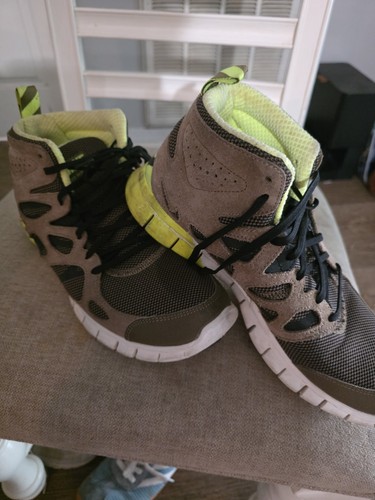 Nike Free Run 2.0 Sneakerboot Sample - Size 11.5- Highlight Yellow