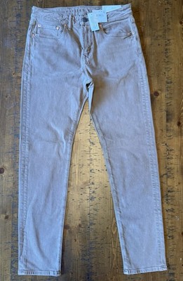 NWT American Eagles Easyflex Athletic Fit Jeans. Size 30x32. Khaki.