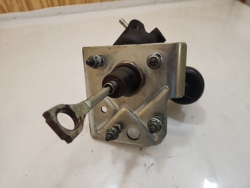 2003-2007 Chevy GMC 6.6L Duramax GMT800 OEM Hydroboost Unit Brake Booster W Nuts - Picture 3 of 17