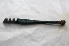 VINTAGE FLETCHER-TERRY COMPANY GOLD TIP GLASS CUTTER 02A