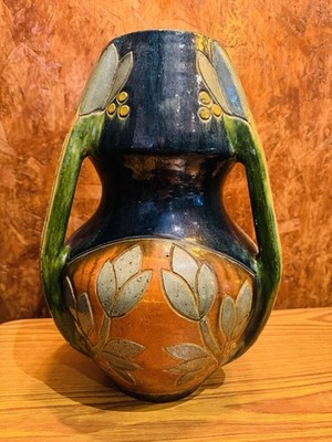 Art Deco 20er Jahre große emaillierte Terrakotta Vase Blumen Dreibein Griffe 41 cm
