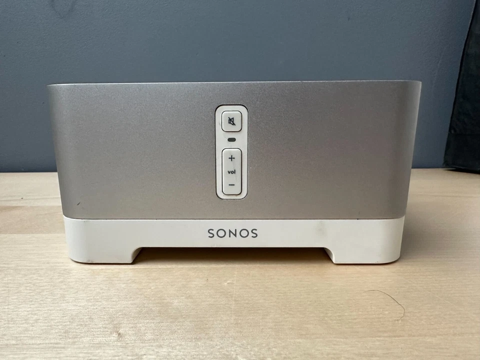 Amplificador blanco SONOS Connect AMP Gen 1 (funciona con la aplicación S1) Foto 2 de 4