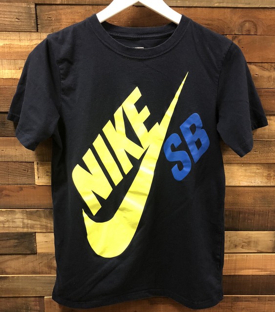 Nike SB Skateboarding Black Graphic T Shirt Youth Size XL big Logo