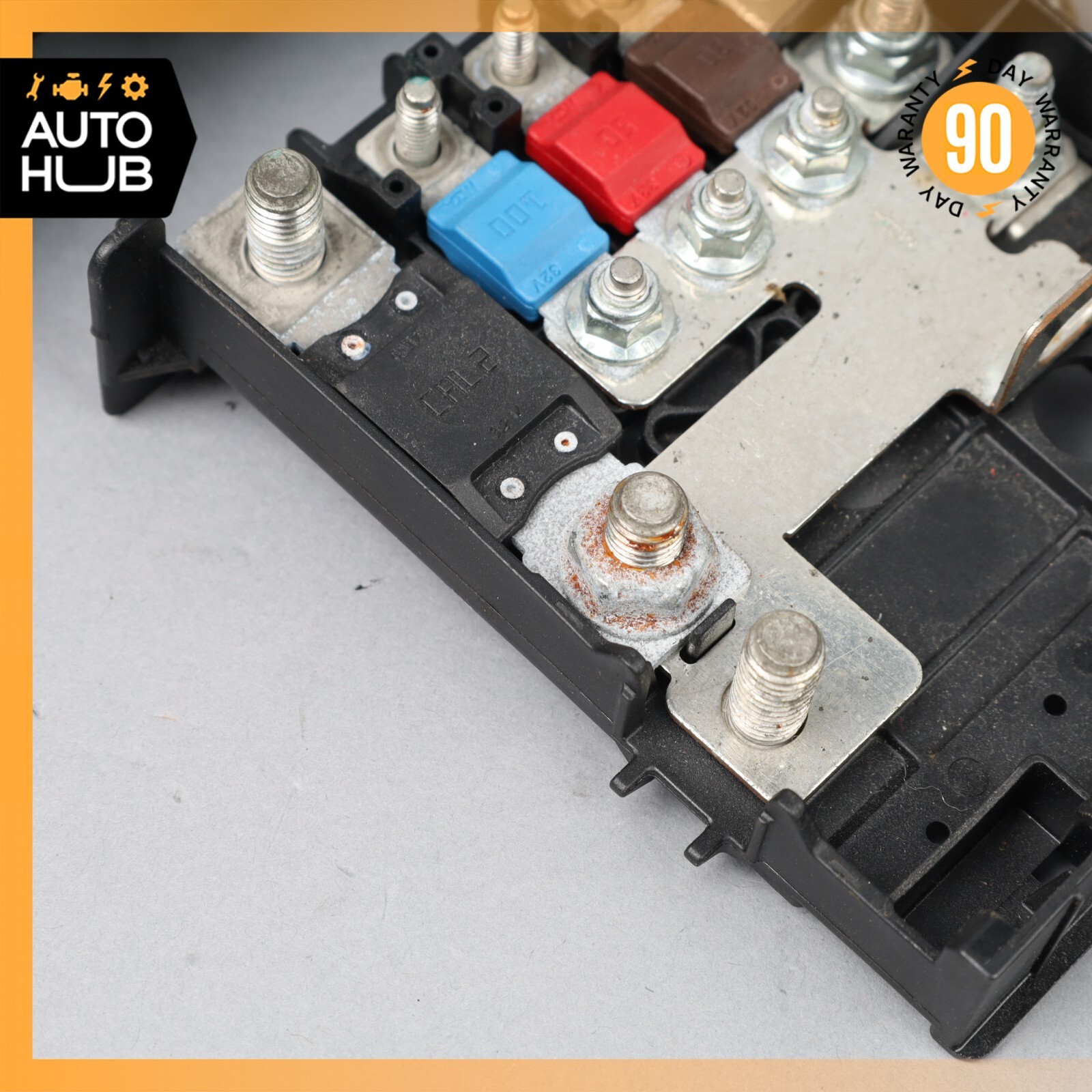 Maserati GranTurismo M145 Fuse Relay Box Junction Terminal Connector OEM 44k