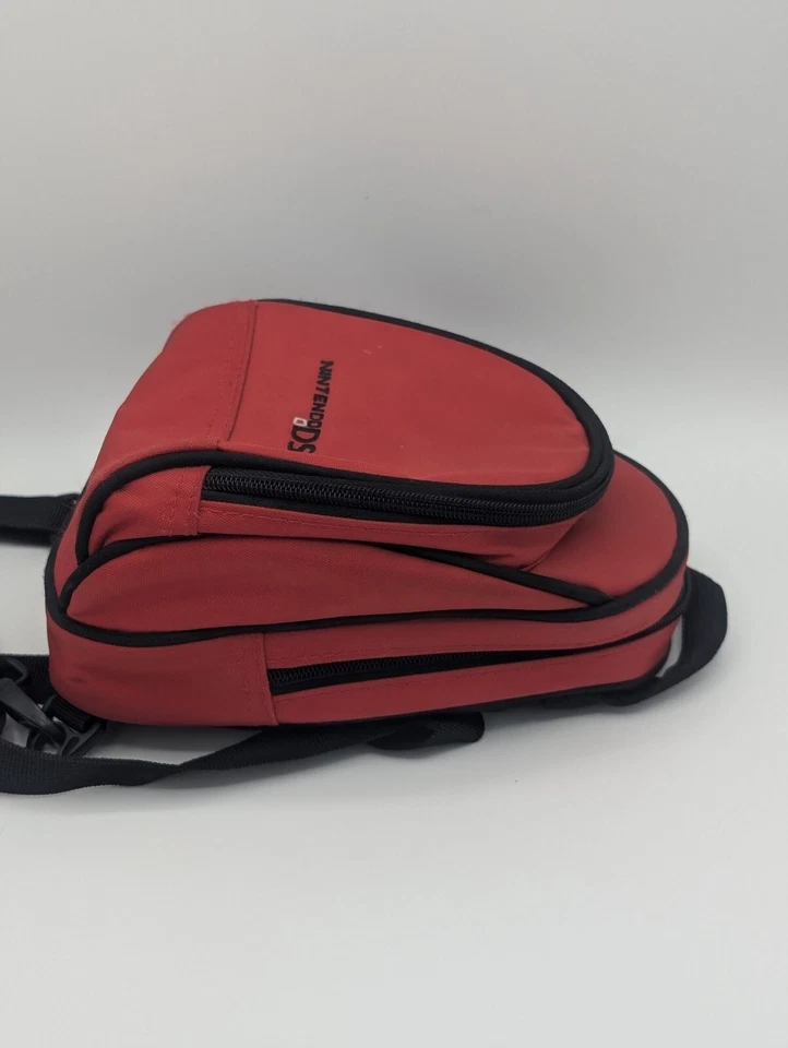 Estuche de Transporte Mochila Nintendo 3DS DSi Lite Rojo - Usado y Limpio Foto 3 de 4