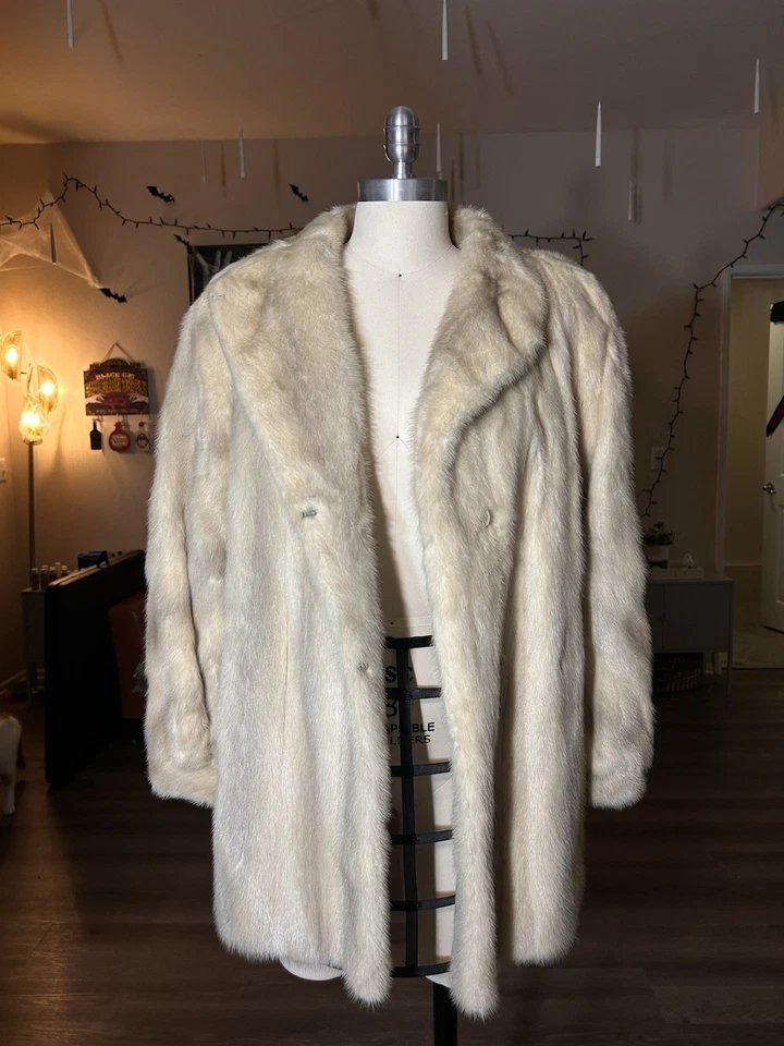 Abrigo de piel vintage Gartenhaus visón blanco crema con detalles grises talla pequeña Foto 4 de 4