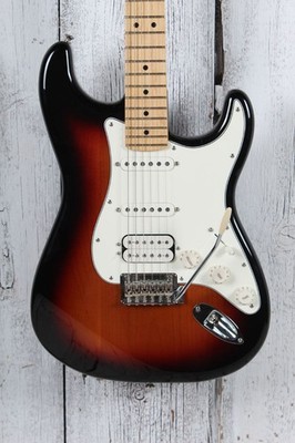 Fender 2023 Player Stratocaster HSS Solid Body Electric Guitar 3-Color Sunburst