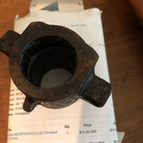 NOS Throw Out Bearing Carrier Fits Willys Jeep MB GPW CJ2A M38 - Picture 2 of 2