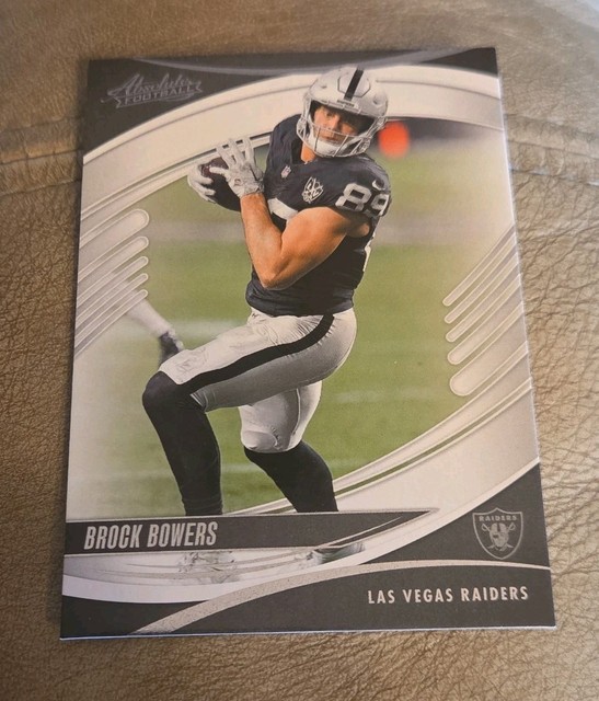 Brock Bowers 2025 Panini Absolute #17 Las Vegas Raiders