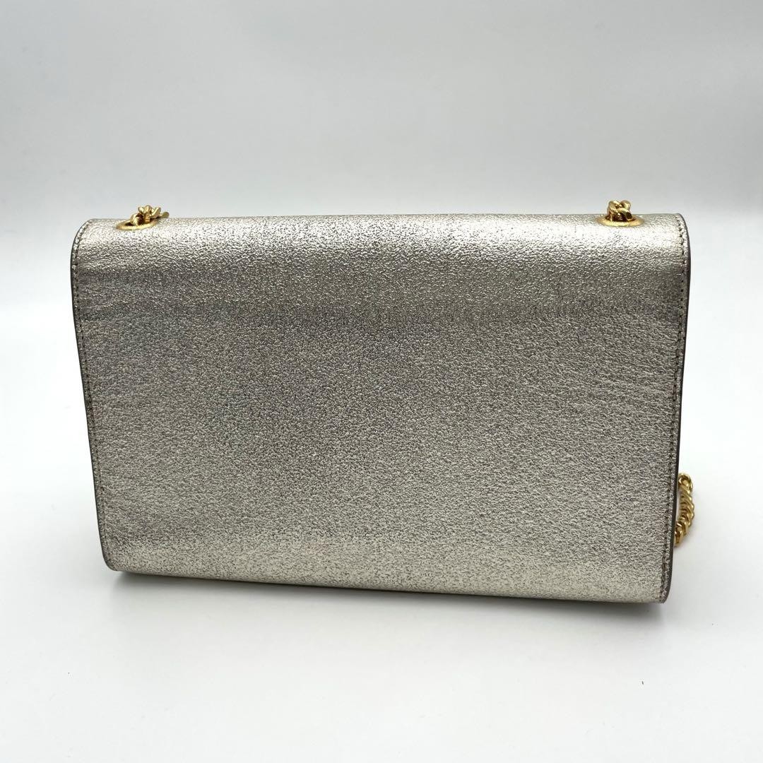 Borsa a tracolla Yves Saint Laurent classica catena Kate tono oro ferramenta buona