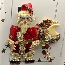 Vintage Lunch at the Ritz Santa Convertible Brooch Set I Believe in Santa Carded