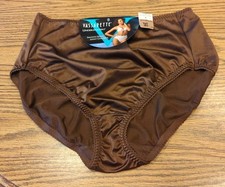 3X Vassarette Undershapers 48001 Light Control Briefs Panties Second Skin Satin