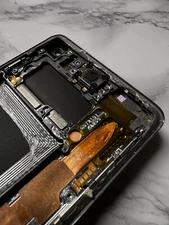 Samsung S10 OLED Assembly Genuine Frame + Cables ,Cracked LCD flickers For parts