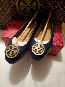 tory burch navy flat