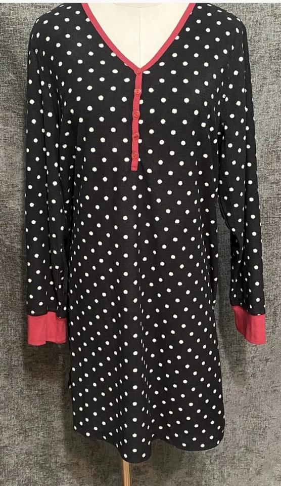 Conjunto de pijama y calcetines Charter Club para mujer estampado de puntos polar mediano nuevo Foto 2 de 4