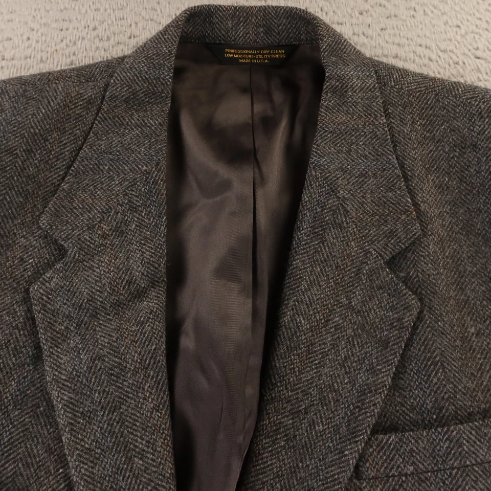 VTG Tweed Jacket XL Gray Herringbone 100% Wool Blazer Sport Coat USA 46R - Image 2 of 4