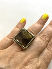 1.314 Vintage ring, square cabochon art glass, 8 size