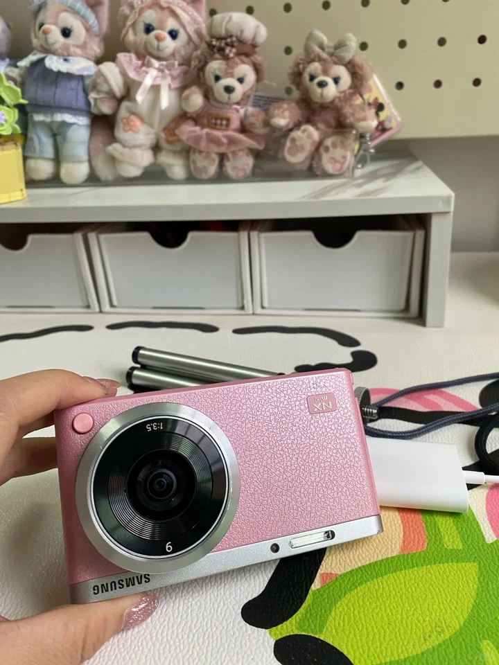 Samsung NX Mini 20,5 MP Digitalkamera-Kit mit NX-M 9-mm-Zoomobjektiv 1080p Vlog - Bild 2 von 4