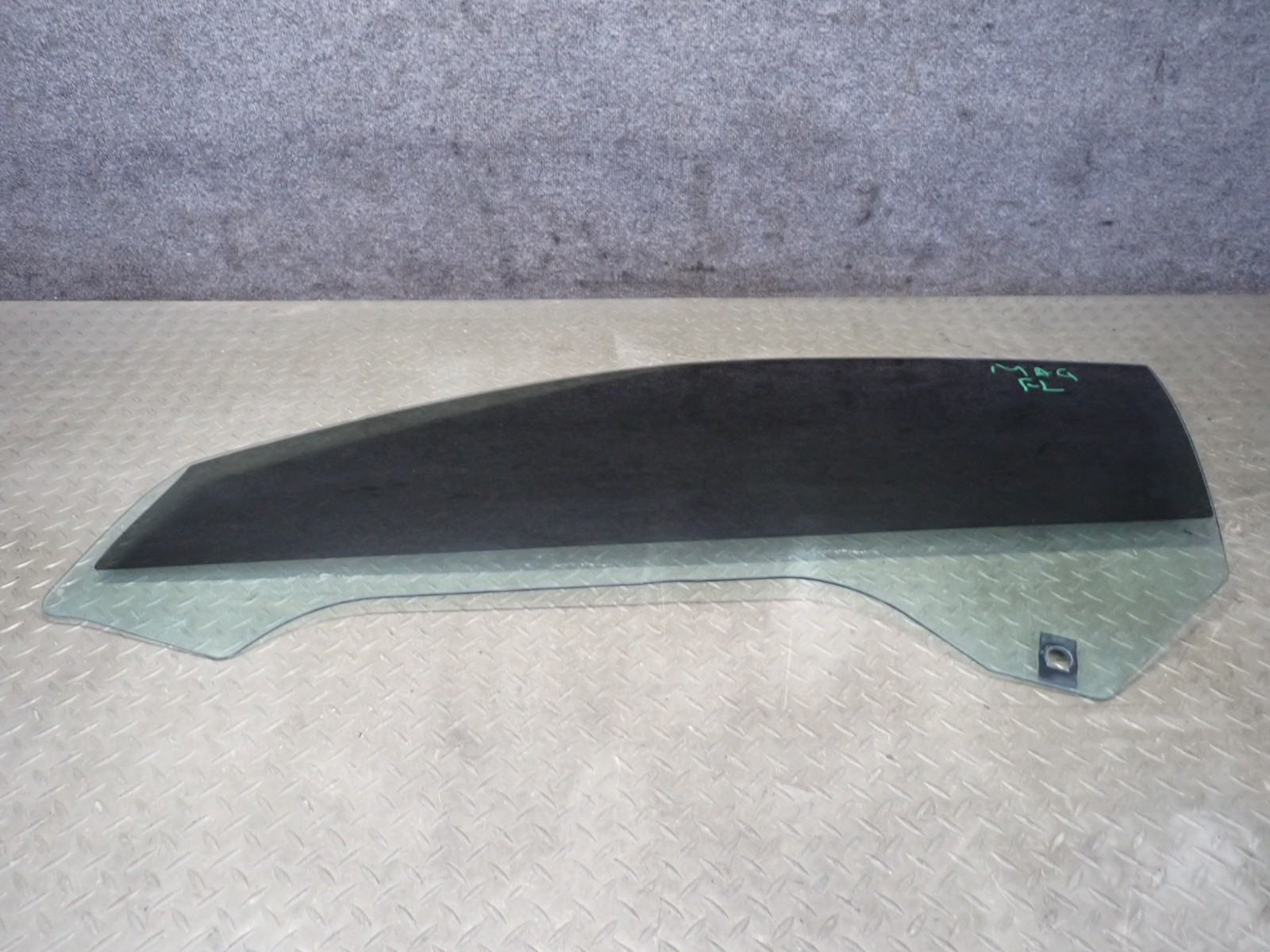 2008-2019 MASERATI GRANTURISMO M145 LEFT DOOR GLASS WINDOW