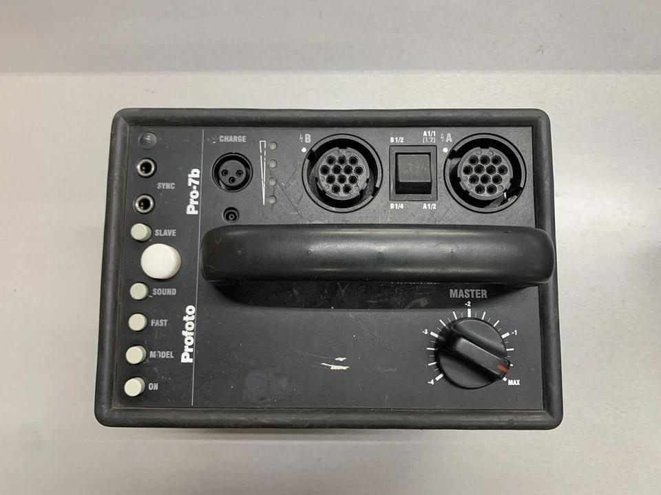 Paquete de energía a batería Profoto Pro 7b 1200 con 1 batería Foto 2 de 4