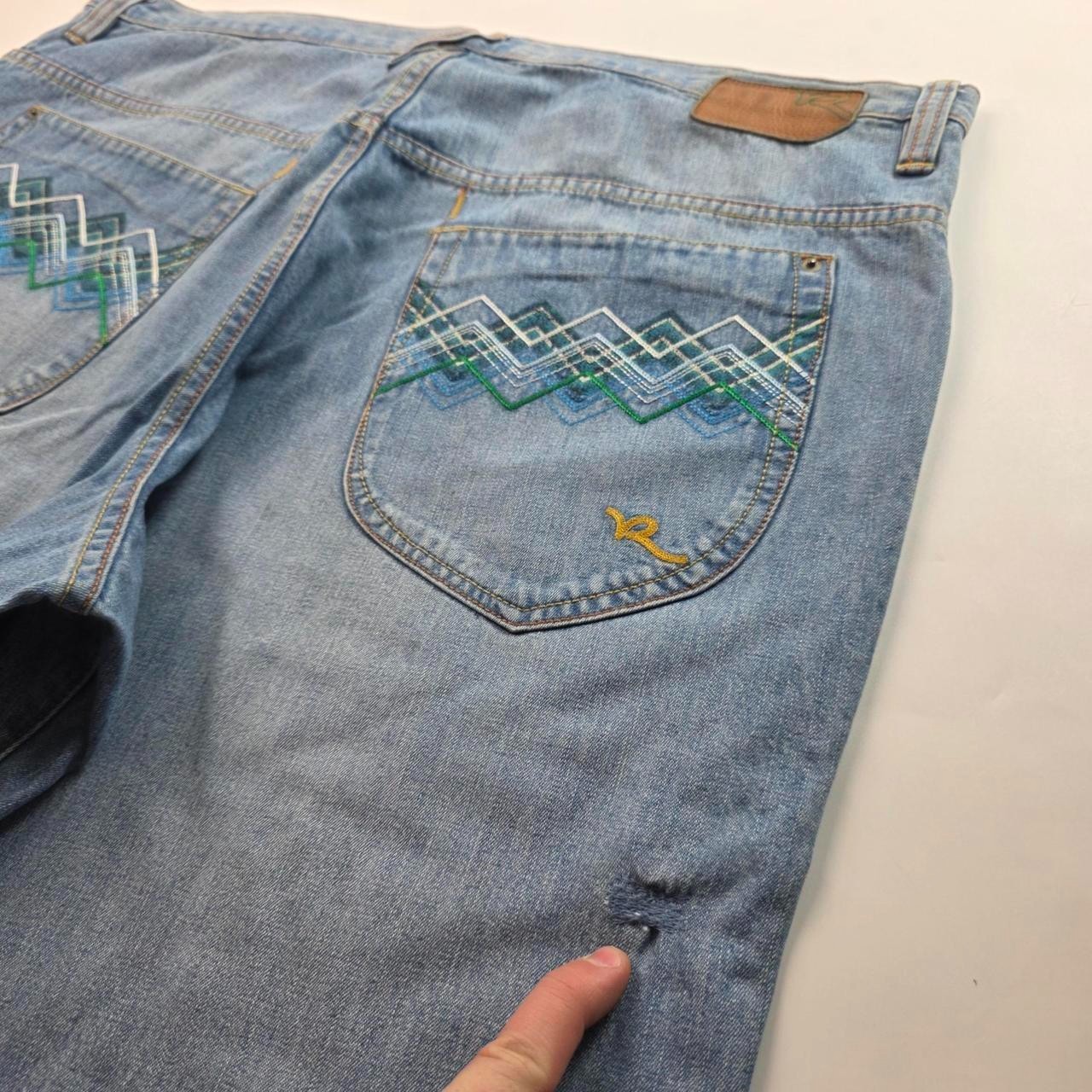 3190 2000s Y2K Rocawear Blue Baggy Skater Hiphop Jorts Denim Shorts W42 image 3
