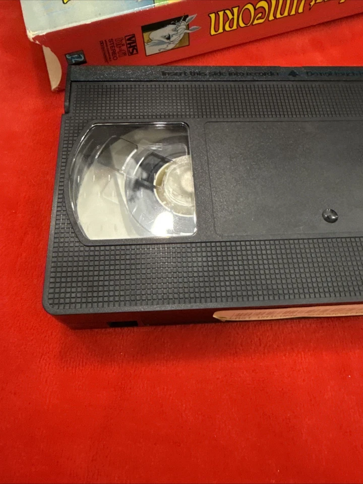 The Last Unicorn (VHS, 1988) 1982 Animated Classic ITC Home Video - Image 4 of 4