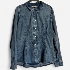 NWT - Universal Thread Women s Denim Snap Button Shirt Size 10 Slim Fit