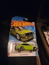 Hot Wheels Ford Escort RS2000 Green Diecast 1:64 Scale Factory Fresh #1/10