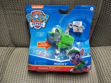 Rocky, NickelodeonTalking Paw Patrol Figure with 4 phrases by Spinmaster