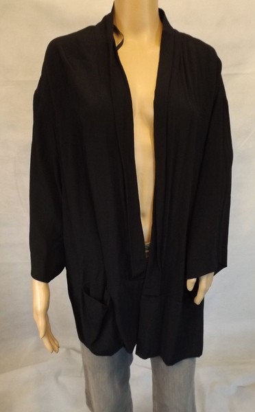 ★ Ulla Popken ★ 42+ 42/44 ~ Tolle Bluse ~ Schwarz ~ Blusenjacke-image