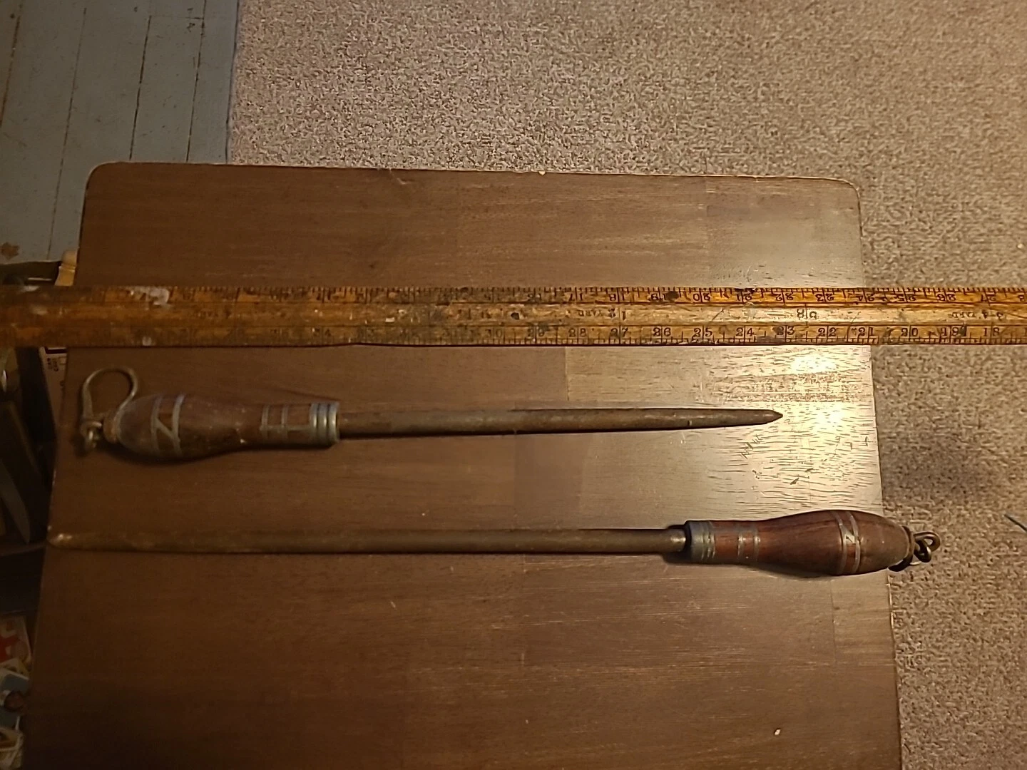 Vtf 2 HOFFMAN V Cead & Sons.Knife Sharpening Honing Rod Wand Steel long Inlay