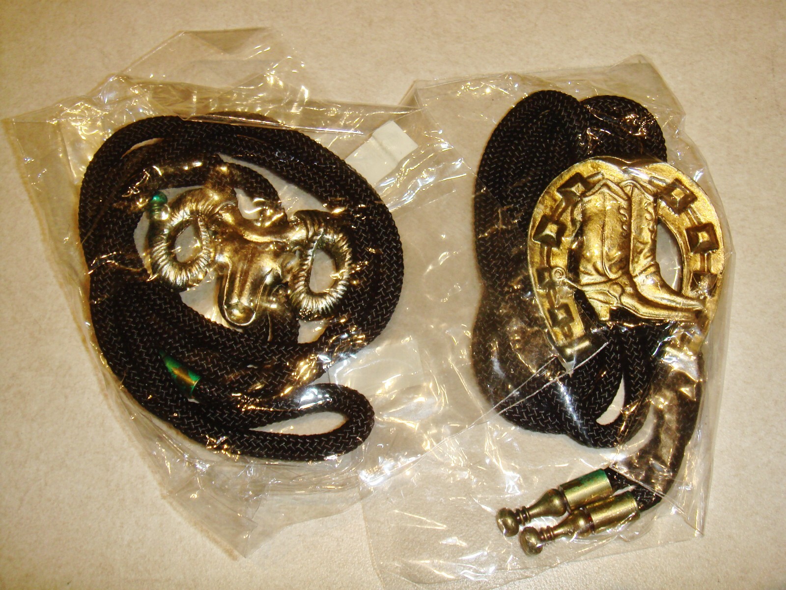 Sheep Ram Goat +   1 Horse Shoe  Rodeo Bolo Set