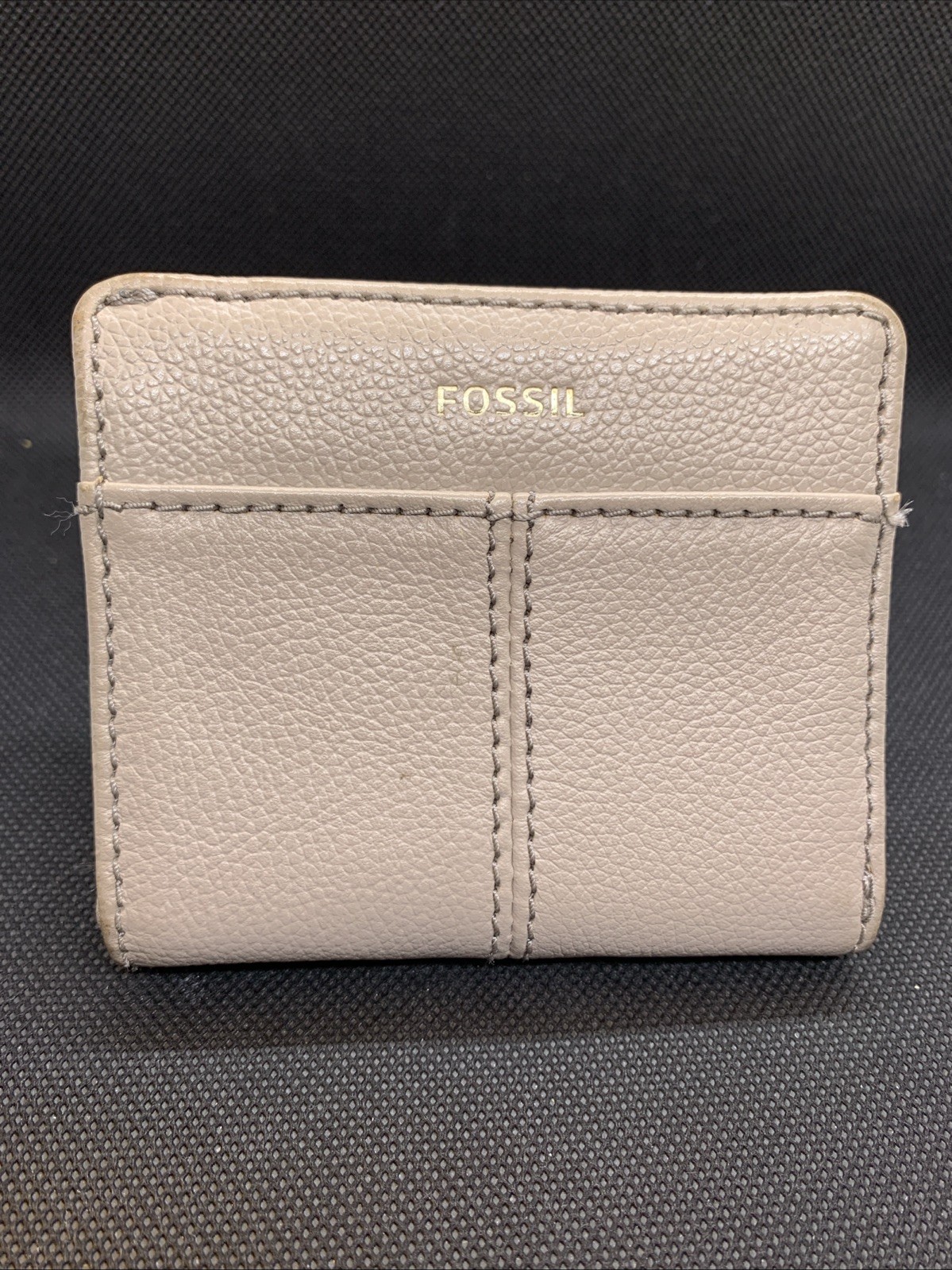 Fossil Jori Women's Leather Bifold Wallet Beige 4in x 4in