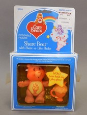 New MOC Vintage 1984 Kenner Care Bears Share Bear Poseable Figure w Shake