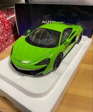 AUTOart 1/18 McLaren 570S Mantis Green Black Wheels Diecast Model Car