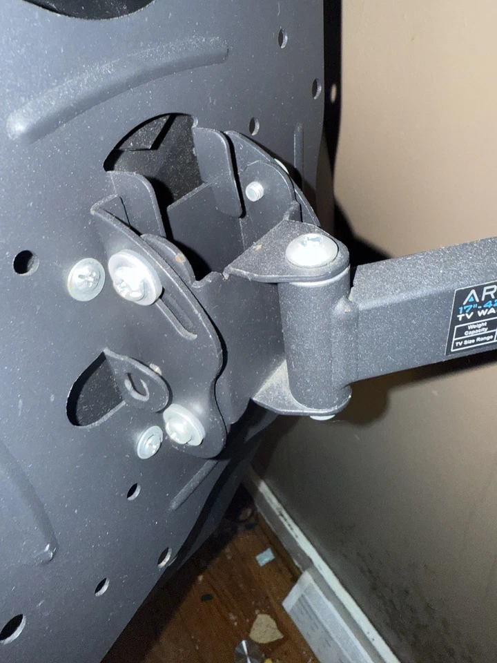 Monitor Curvo Sceptre C25 240hZ 1080p Usado!!VEM COM SUPORTE DE PAREDE!! - Imagem 2 de 4