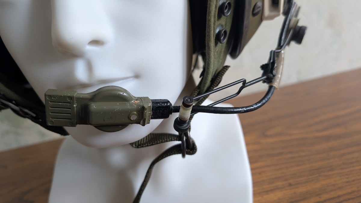 ブラックホークダウン ヘリパイロット ヘルメット SPH-4 ブラックホークダウン ヘリパイロット ヘルメット SPH-4 SPH-4
