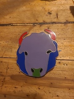 ARTISAN Enamel FRITZ SCHOLDER Native AMERICAN Enamel BUFFALO Brooch PIN Signed