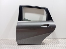 A2467300105 HINTERE LINKE T&Uuml;R / 7105946 F&Uuml;R MERCEDES-BENZ CLASE B W246 B 200 C