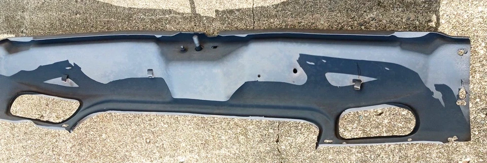 1955 Ford Crown Victoria/Sunliner Hood Lock Support Panel Foto 2 de 4