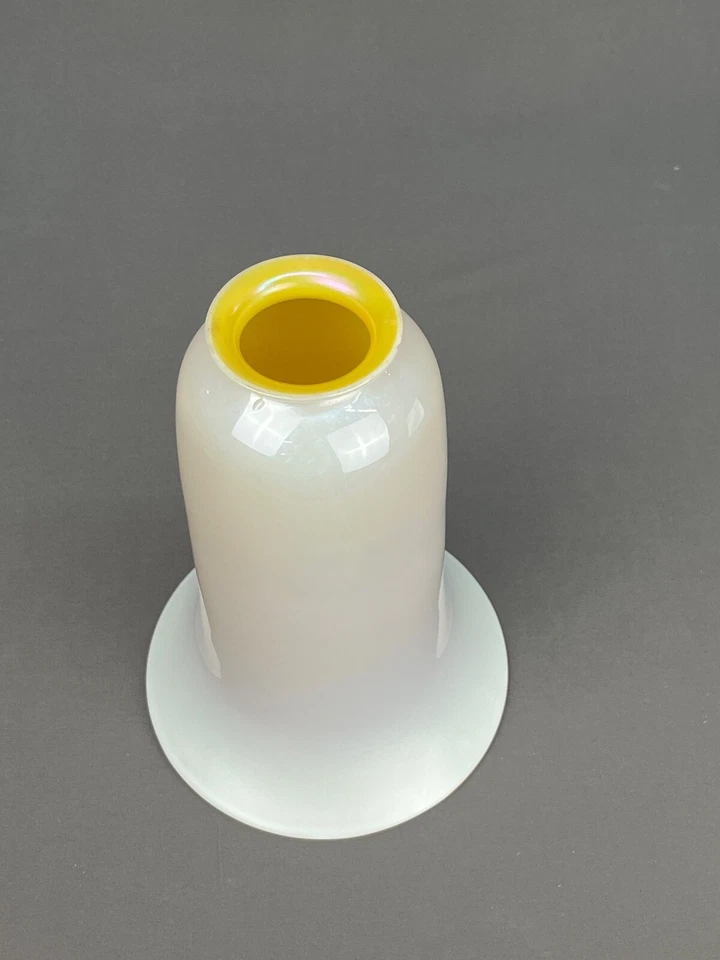 Steuben Art Glass 1920’s GOLD AURENE & CALCITE Trumpet Lamp Shade 2 1/4" Fitter - Image 3 of 4